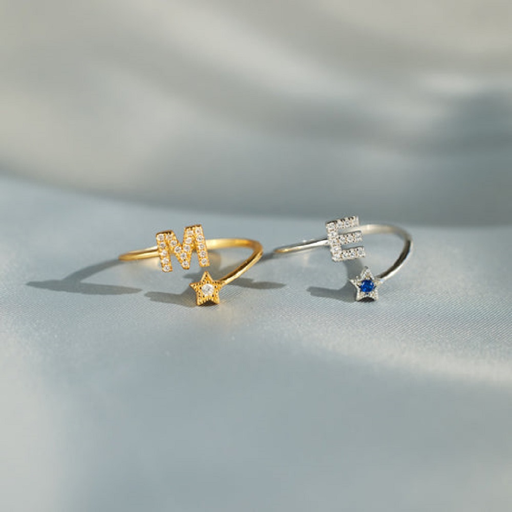 Wedding Z - あなたは輝くために生まれましたイニシャル&バーストーンスターリングジルコンイニシャルA-Zレターリング女性用パーソナリティラインストーン指リング