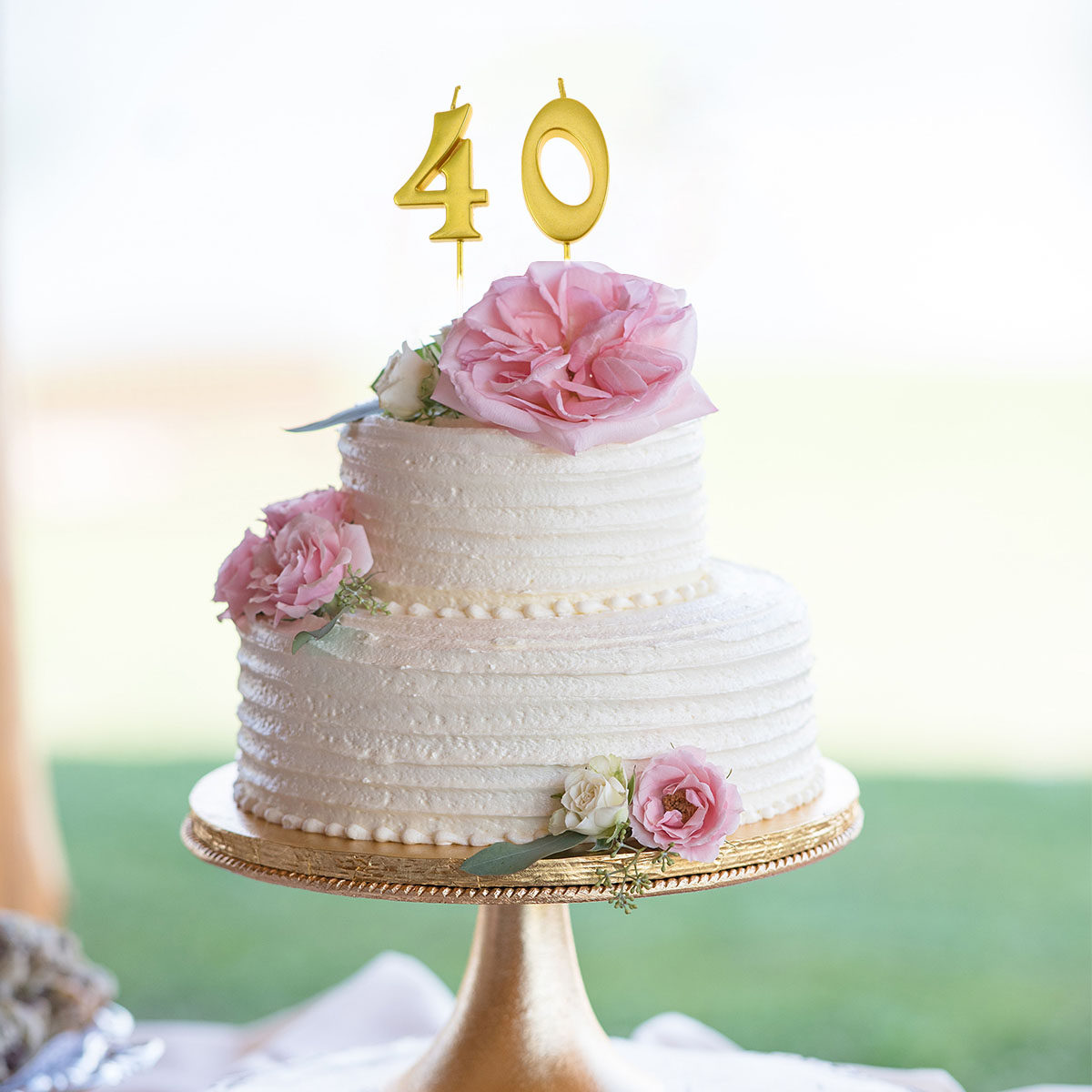 2 個 40 歳の誕生日ナンバーキャンドル ゴールデンパラフ - Wedding Cake Supply のレビューと価格