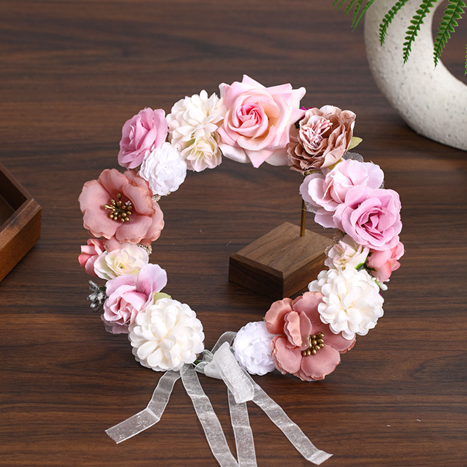 フラワークラウンリース花嫁ガーランド花嫁造花リースウェディン - Wedding Arch Flower のレビューと価格